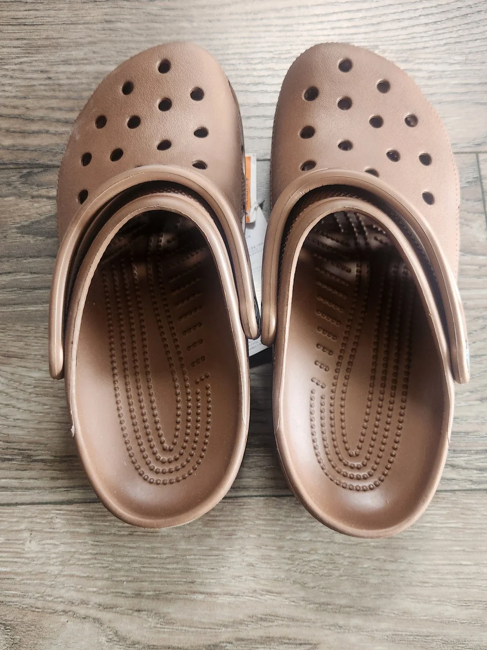 CROCS Brown Slip-On Clog Womens 9 Mens 7 Nwt! - Picture 2 of 3